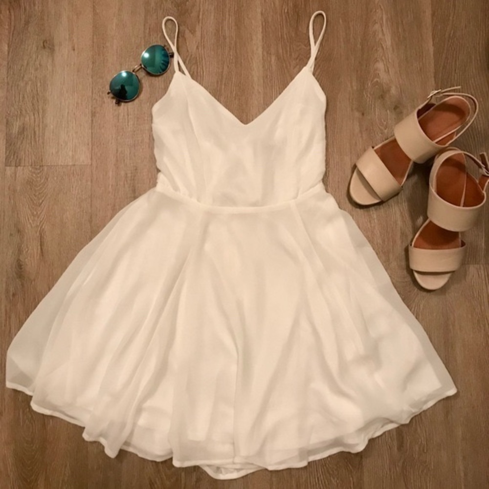 Forever 21 white poof dress